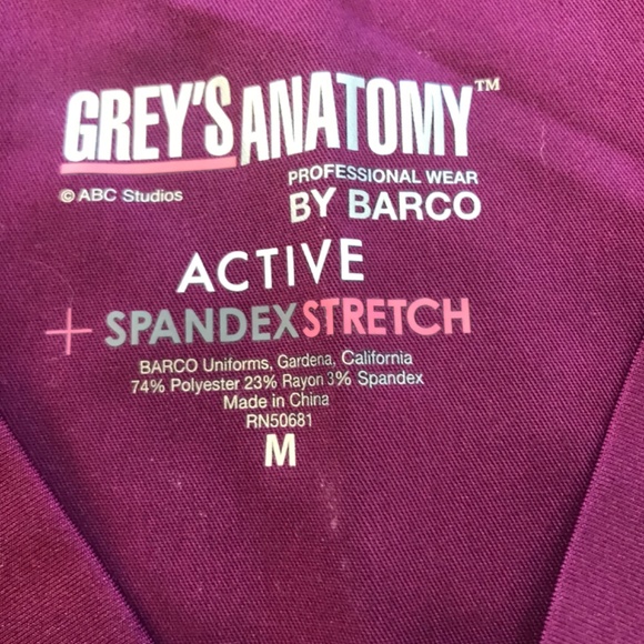 Scrub Top - Picture 2 of 2